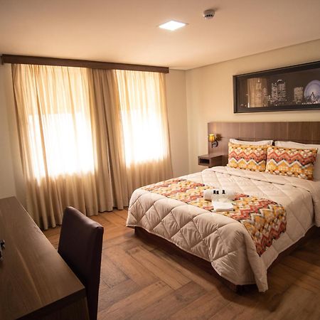 Padom Business Hotel Bragança Paulista Екстериор снимка