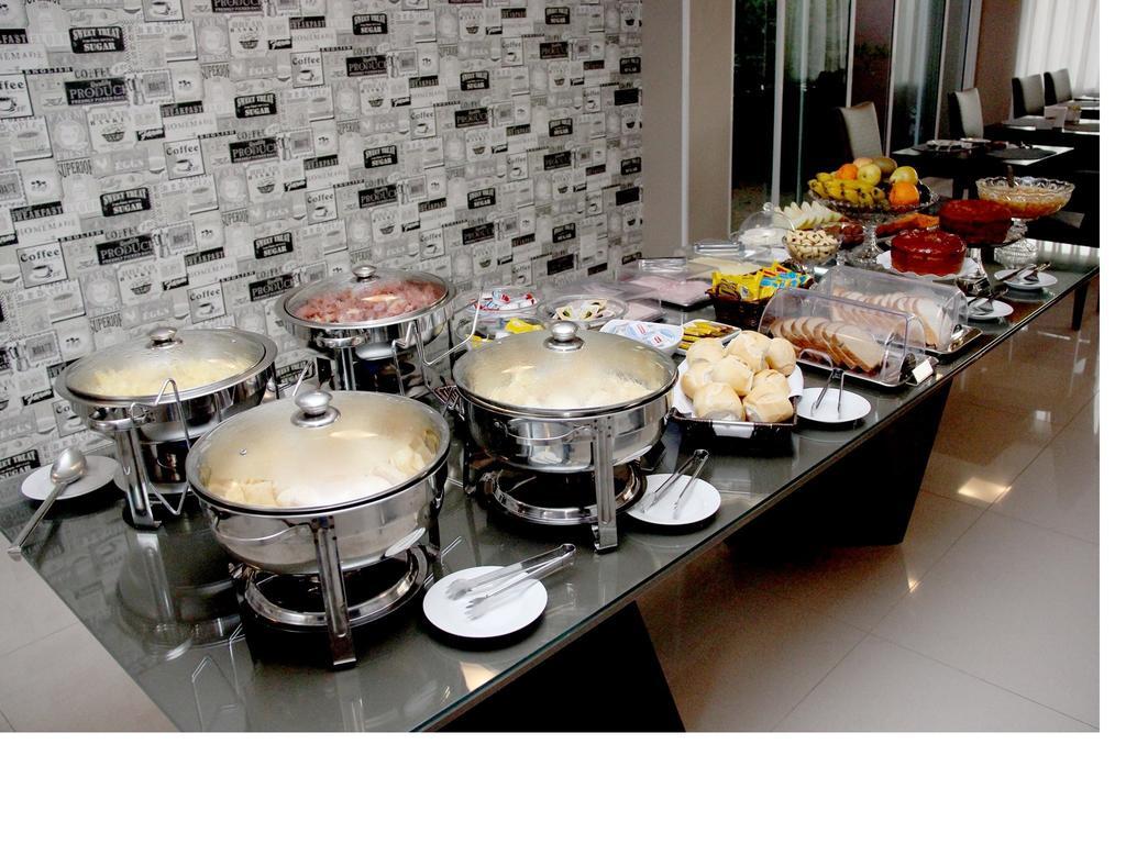 Padom Business Hotel Bragança Paulista Екстериор снимка