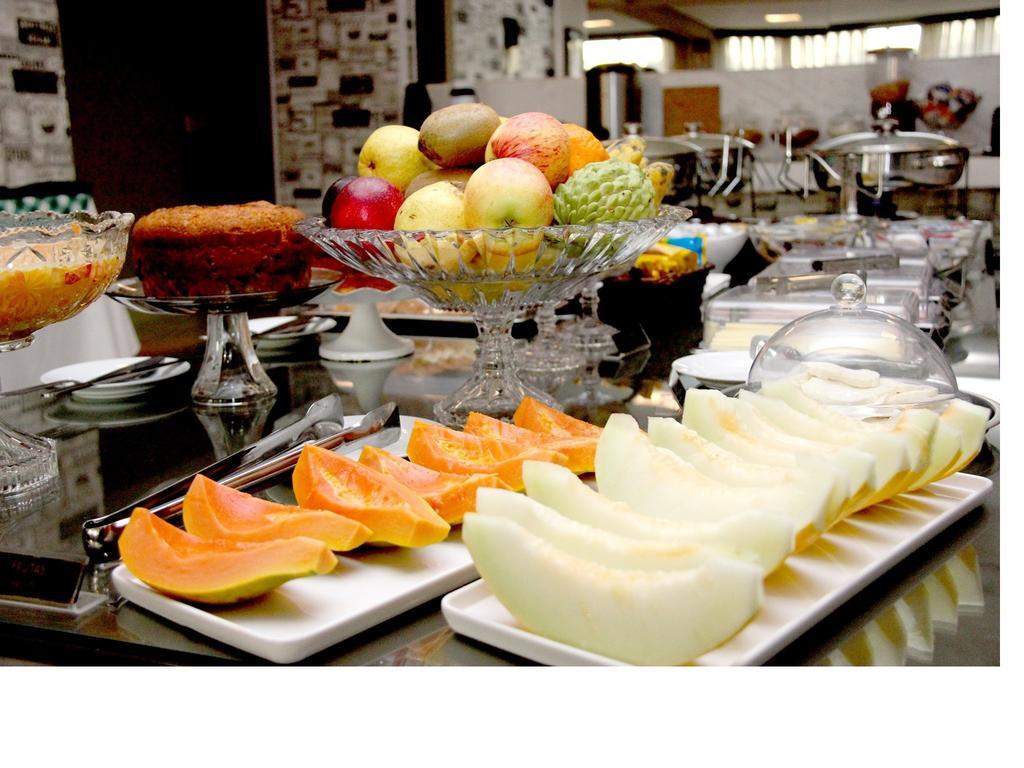 Padom Business Hotel Bragança Paulista Екстериор снимка