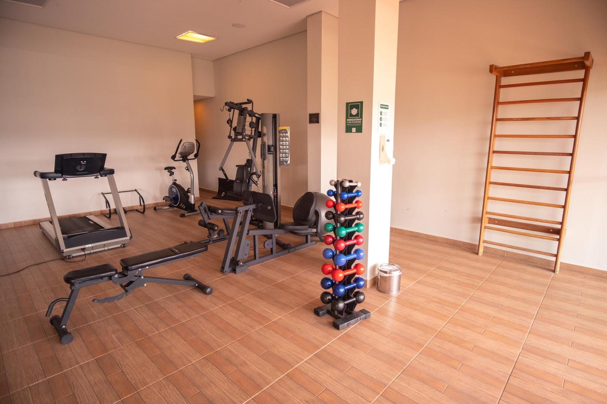 Padom Business Hotel Bragança Paulista Екстериор снимка
