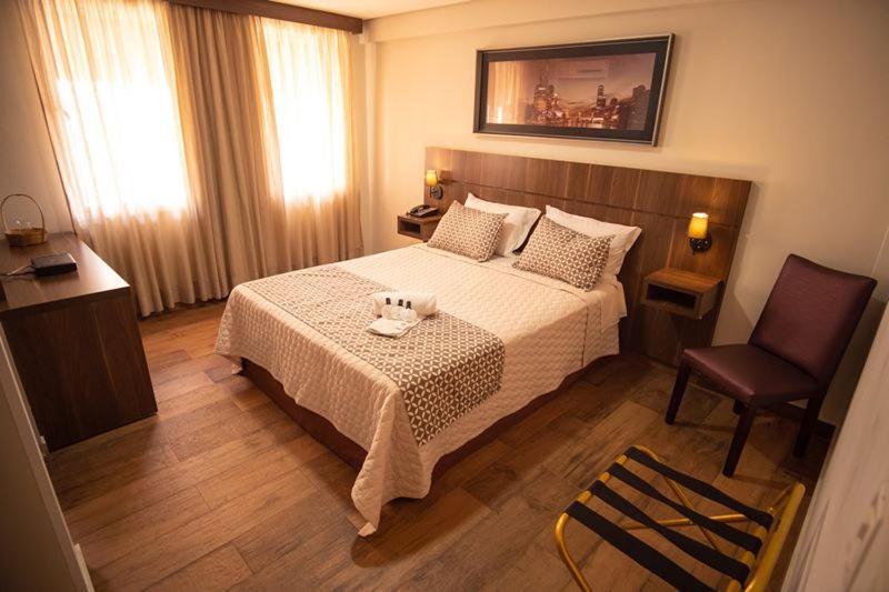 Padom Business Hotel Bragança Paulista Екстериор снимка