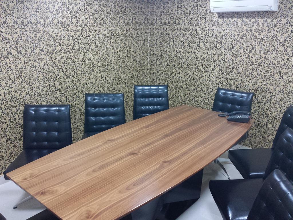 Padom Business Hotel Bragança Paulista Екстериор снимка