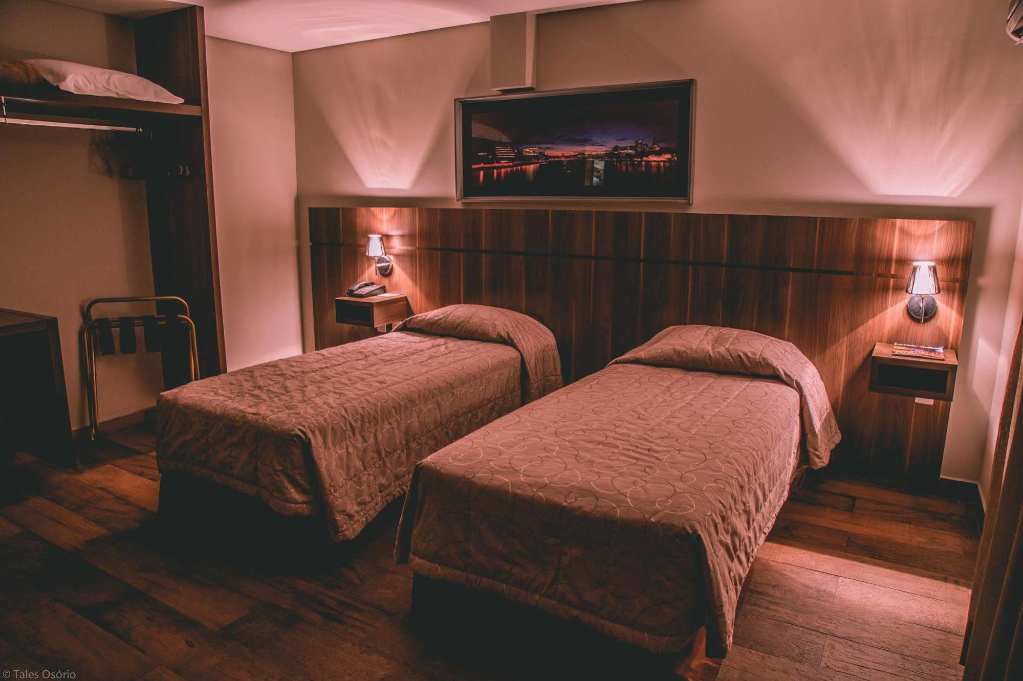 Padom Business Hotel Bragança Paulista Екстериор снимка