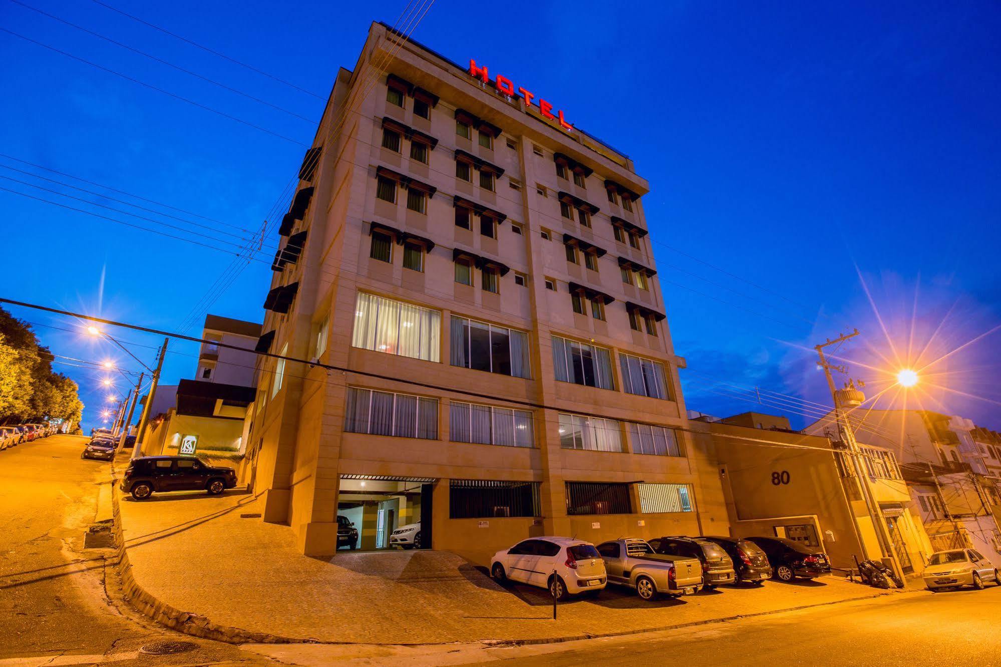 Padom Business Hotel Bragança Paulista Екстериор снимка