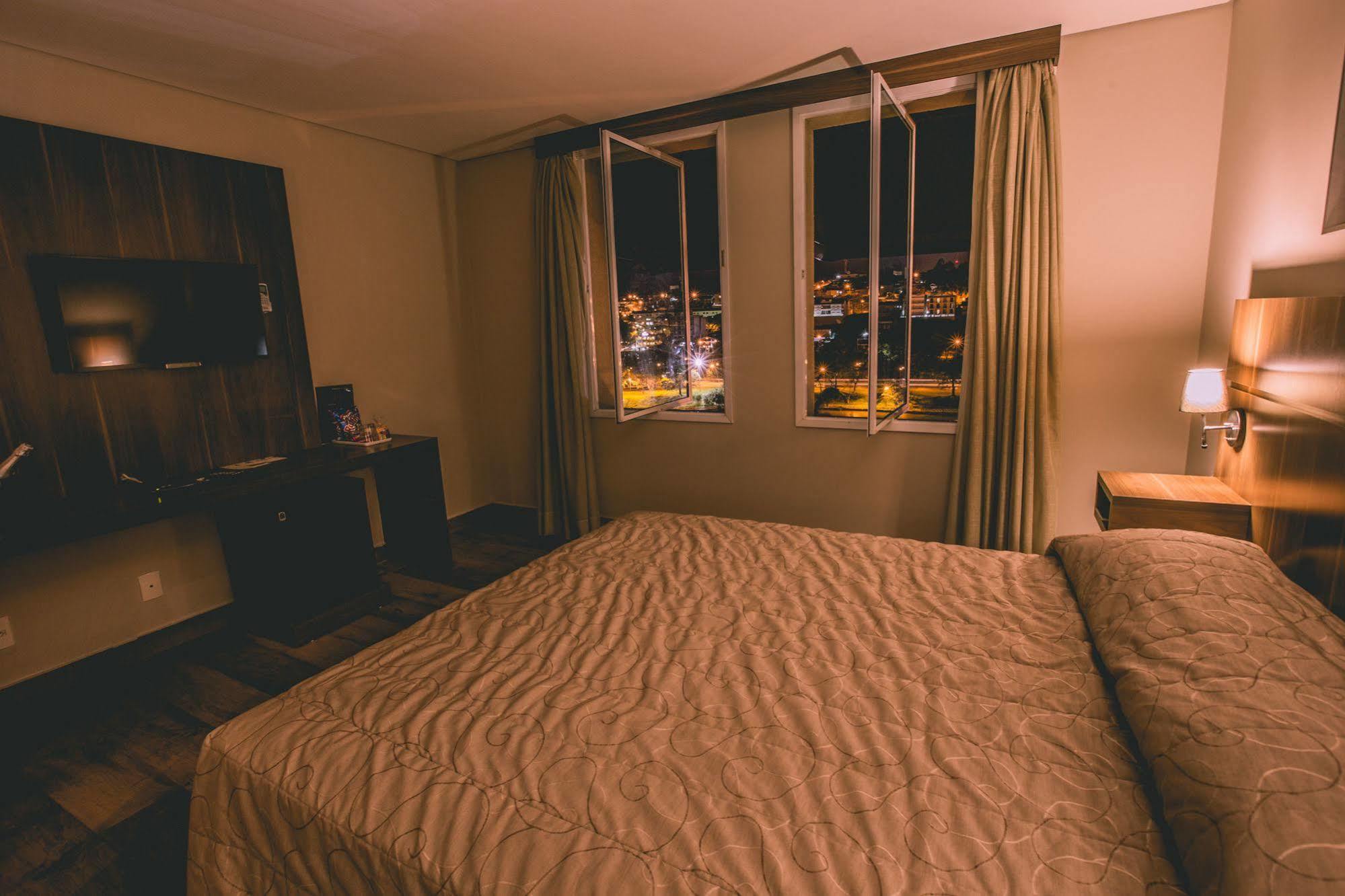 Padom Business Hotel Bragança Paulista Екстериор снимка